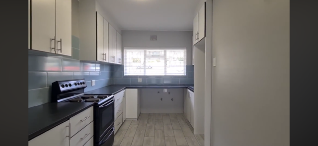 2 Bedroom Property for Sale in Fish Hoek Western Cape